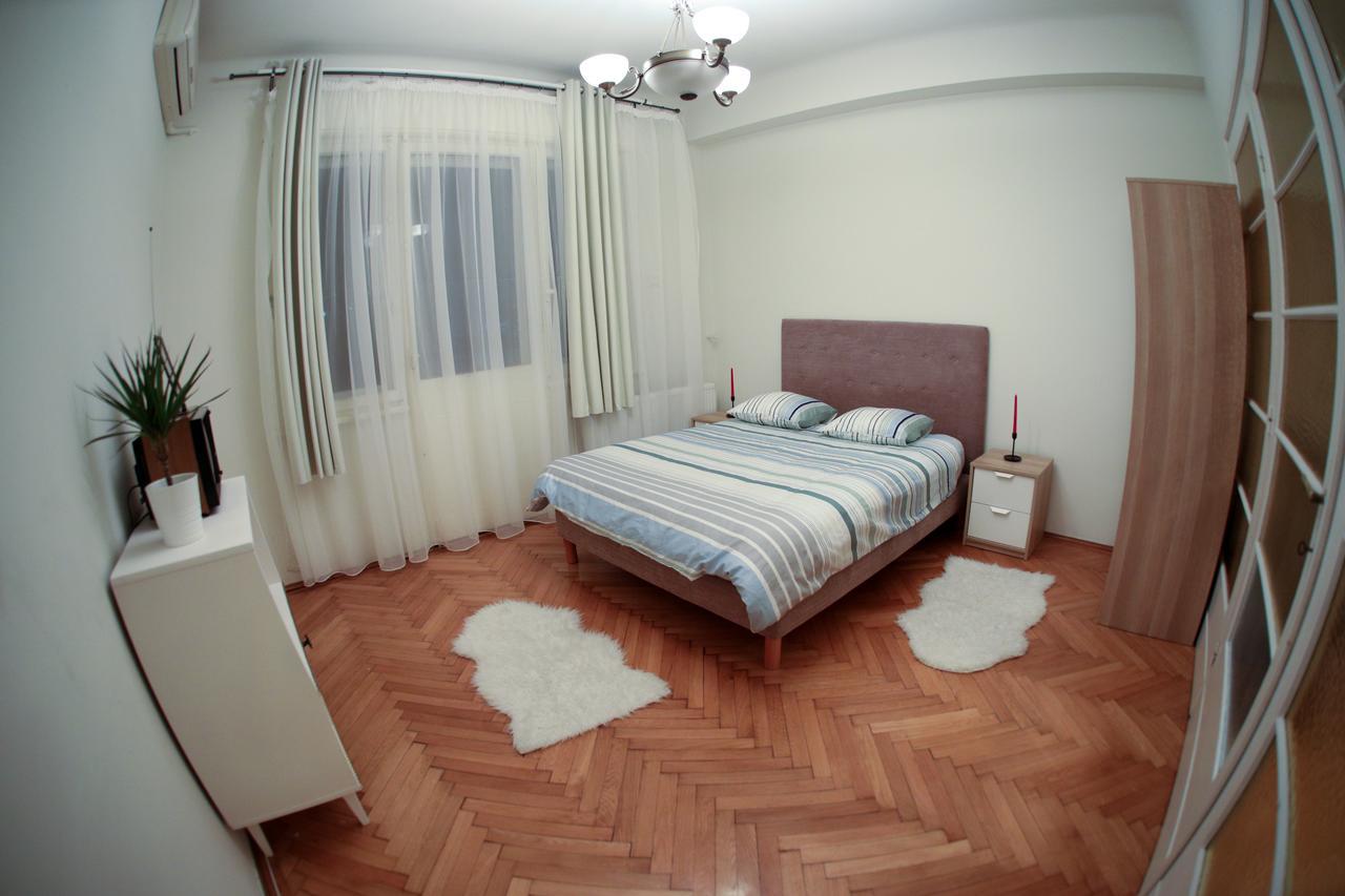 Color Apartments Franceza St Бухарест Екстер'єр фото