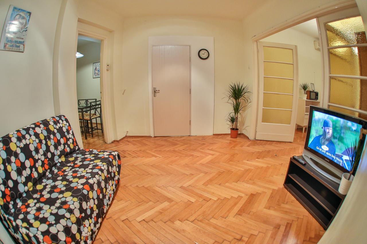 Color Apartments Franceza St Бухарест Екстер'єр фото